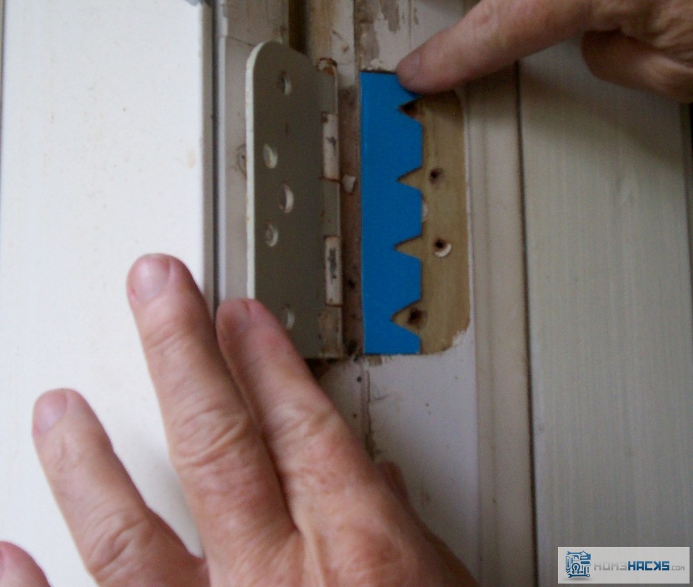 Straighten a Crooked Door with A Cardboard Shim for the Hinge - HomeHacks